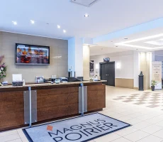 01Magnus-Poirier-sherbrooke-reception1