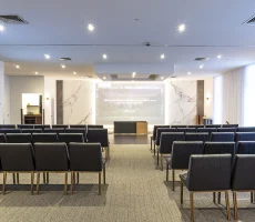 04Magnus-Poirier-sherbrooke-Salon1