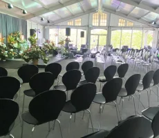 10_4Magnus-Poirier-Les-Sentiers-Chapiteau4