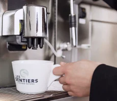 20_6Magnus-Poirier-Les-Sentiers-equipe